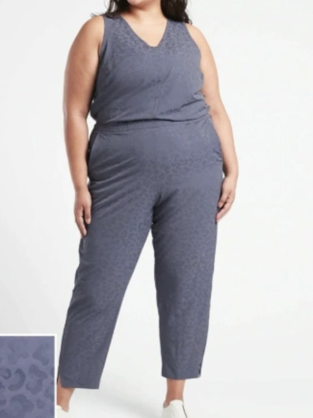 Athleta Brooklyn Textured Jumpsuit Smoky Purple Leopard Sleeveless V-neck 22